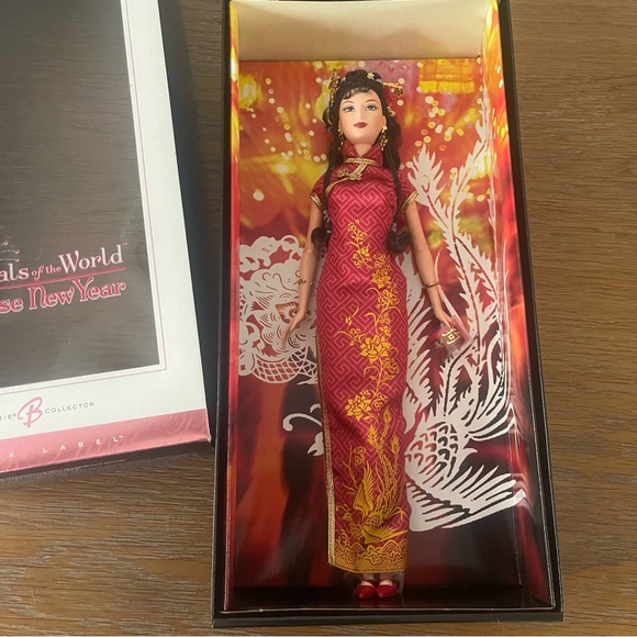 Festivals of the World Chinese New Year Barbie Collector Doll - Picture 2 of 3